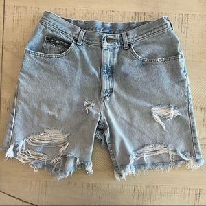 ⭐️PRICE FIRM⭐️ Vintage Lee High Rise 100% Cotton Distressed Denim